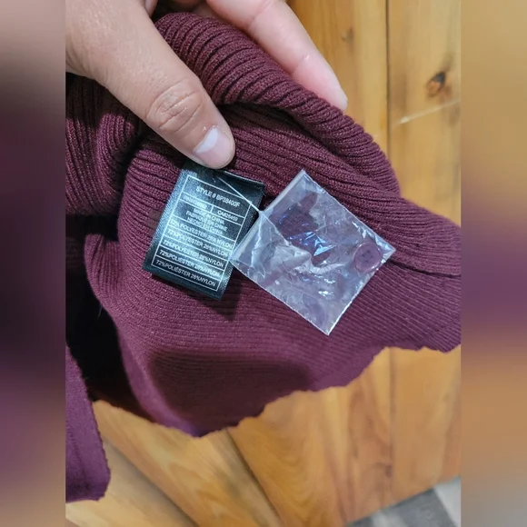 Purple Collared Knit Dress - Picture 5 of 10